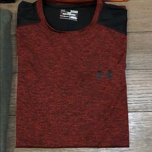 4 short sleeve under armor shirts